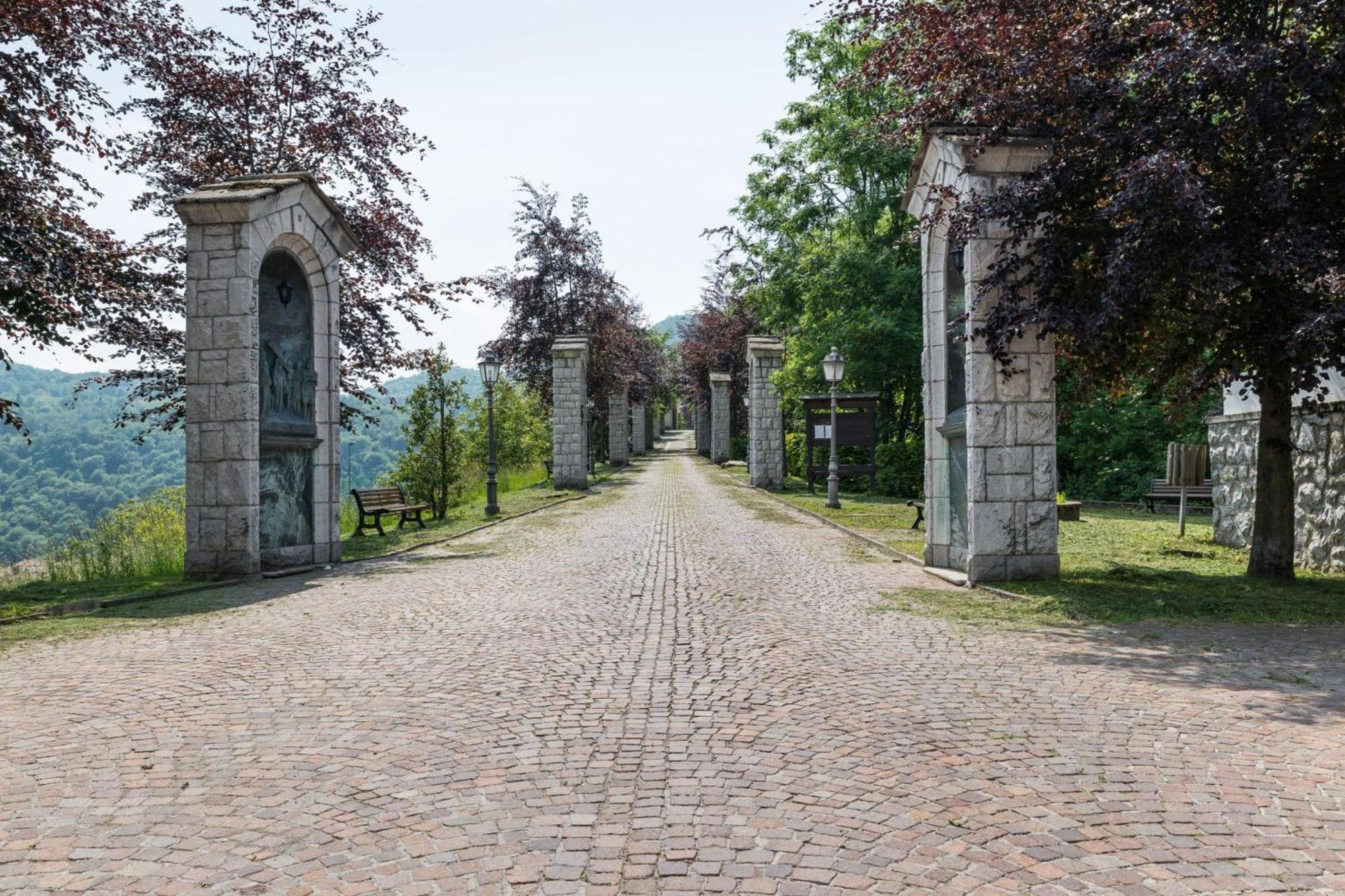 Casa Busso - Happy Rentals Esino Lario Exteriör bild