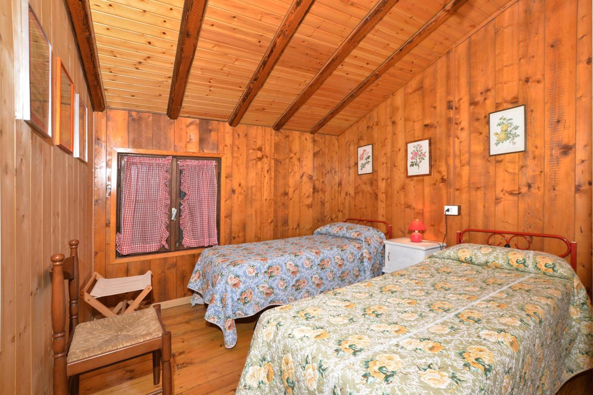 Casa Busso - Happy Rentals Esino Lario Exteriör bild